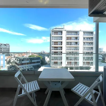 Ferrari I Relaxcentre&terrace Apartamento *